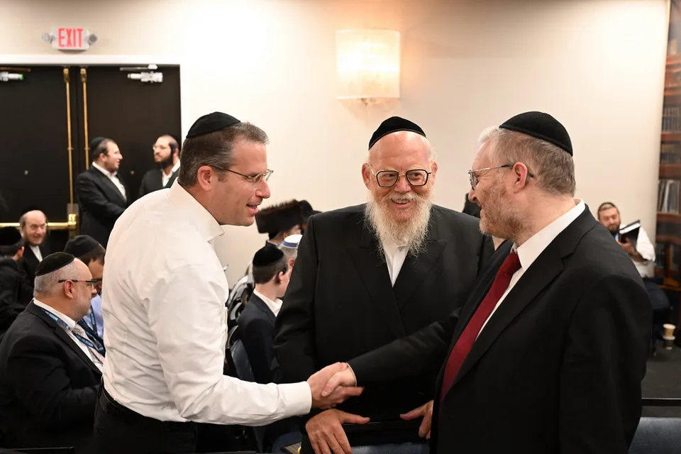 Shiur Motzei Shabbos — photo 14