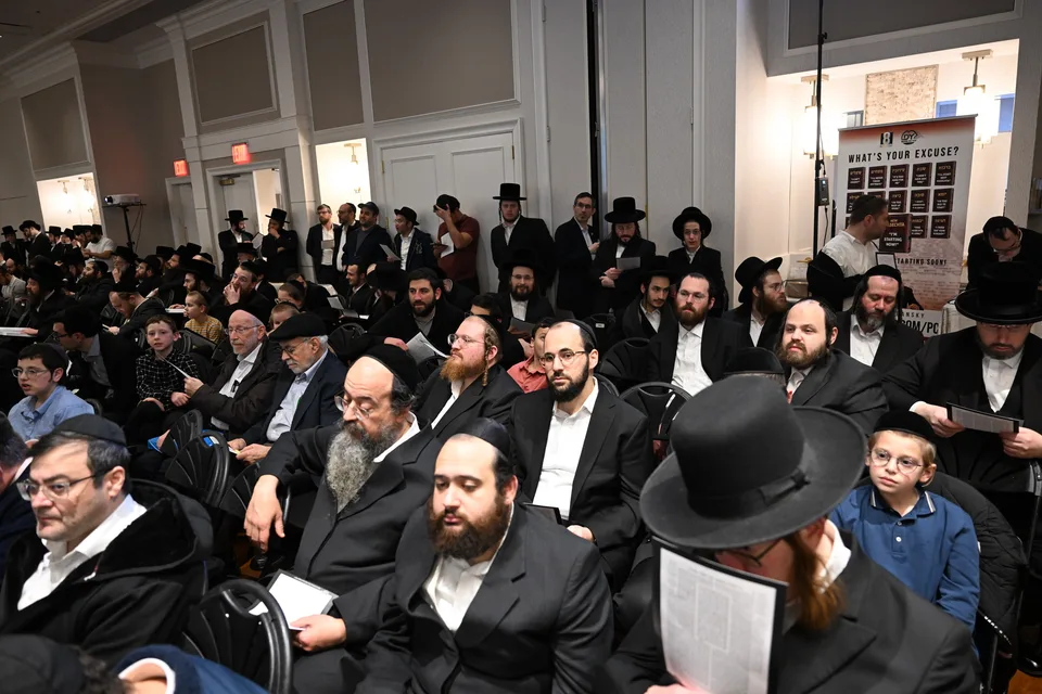 MDY Boro Park Shiur - Winter 5785 — photo 89