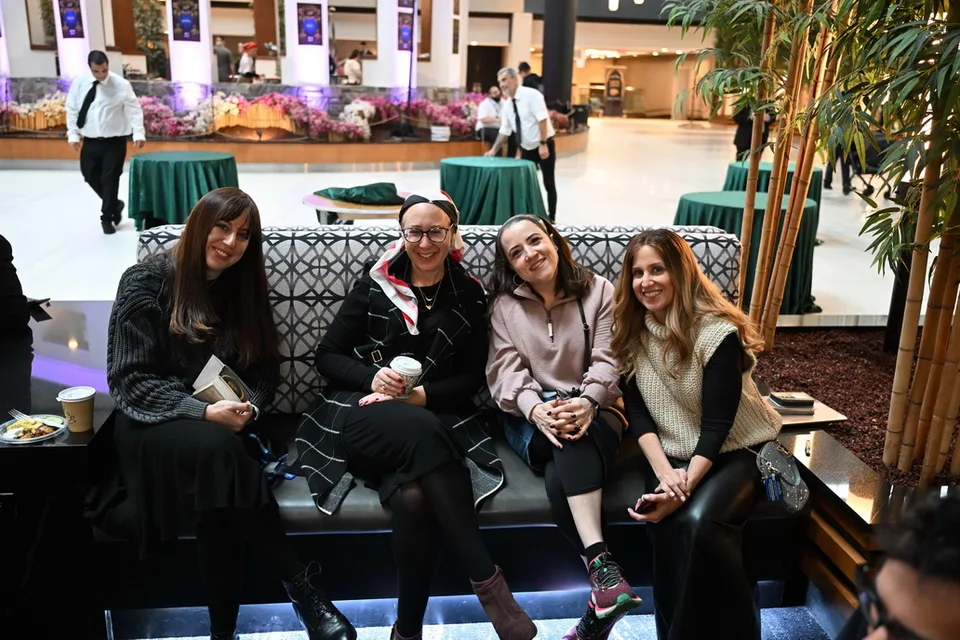 Women Gallery — photo 12