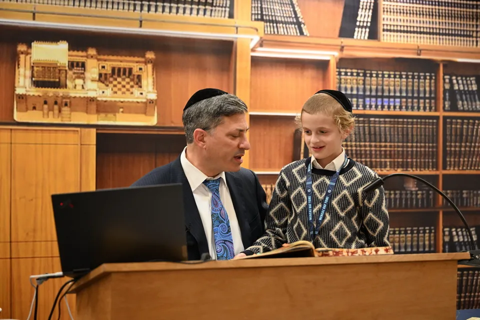 Shiur Motzei Shabbos — photo 96